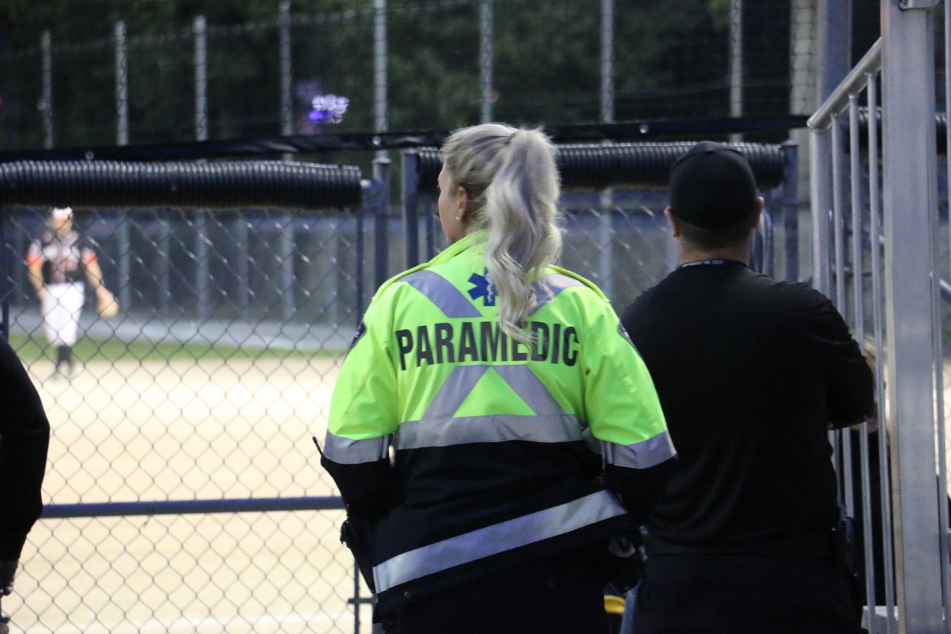Les techniciens ambulanciers dans le feu de l'action