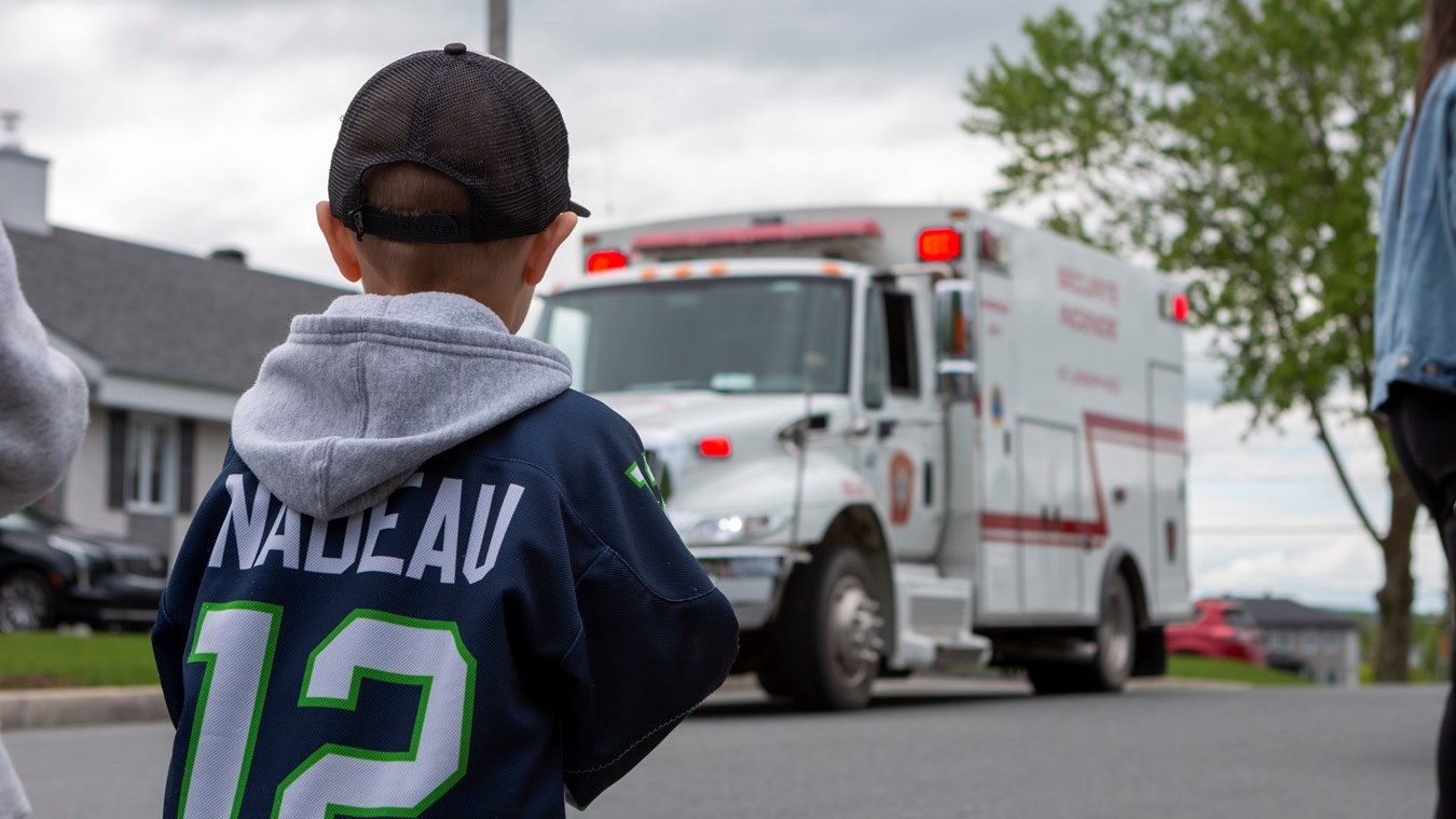 Une parade pour célébrer le club de hockey le Familiprix