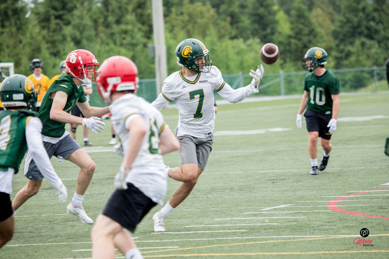 Condors football: une équipe toujours compétitive, selon l'entraineur-chef