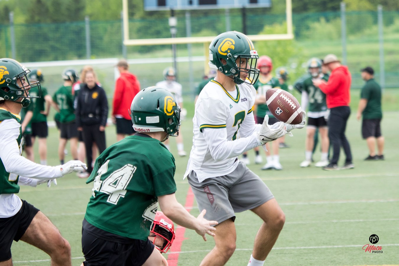 Condors football: une équipe toujours compétitive, selon l'entraineur-chef