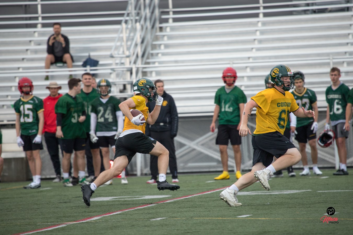 Condors football: une équipe toujours compétitive, selon l'entraineur-chef
