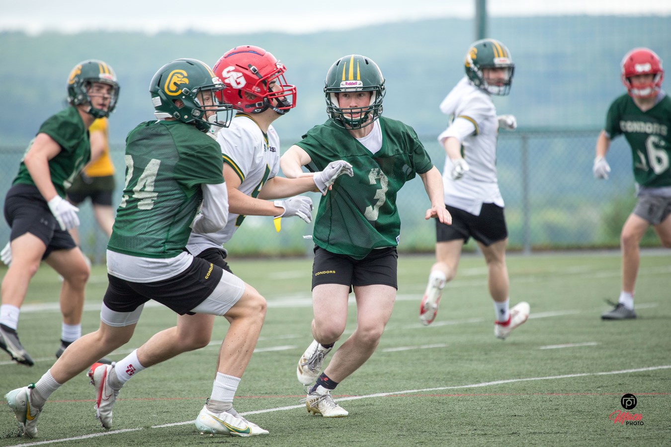 Condors football: une équipe toujours compétitive, selon l'entraineur-chef