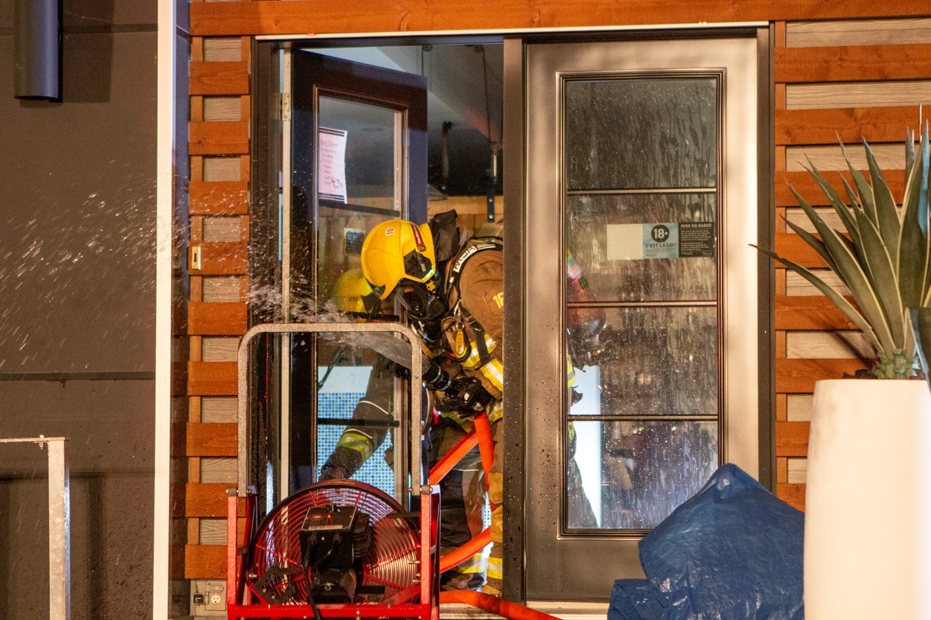 Feu de commerce à Saint-Bernard