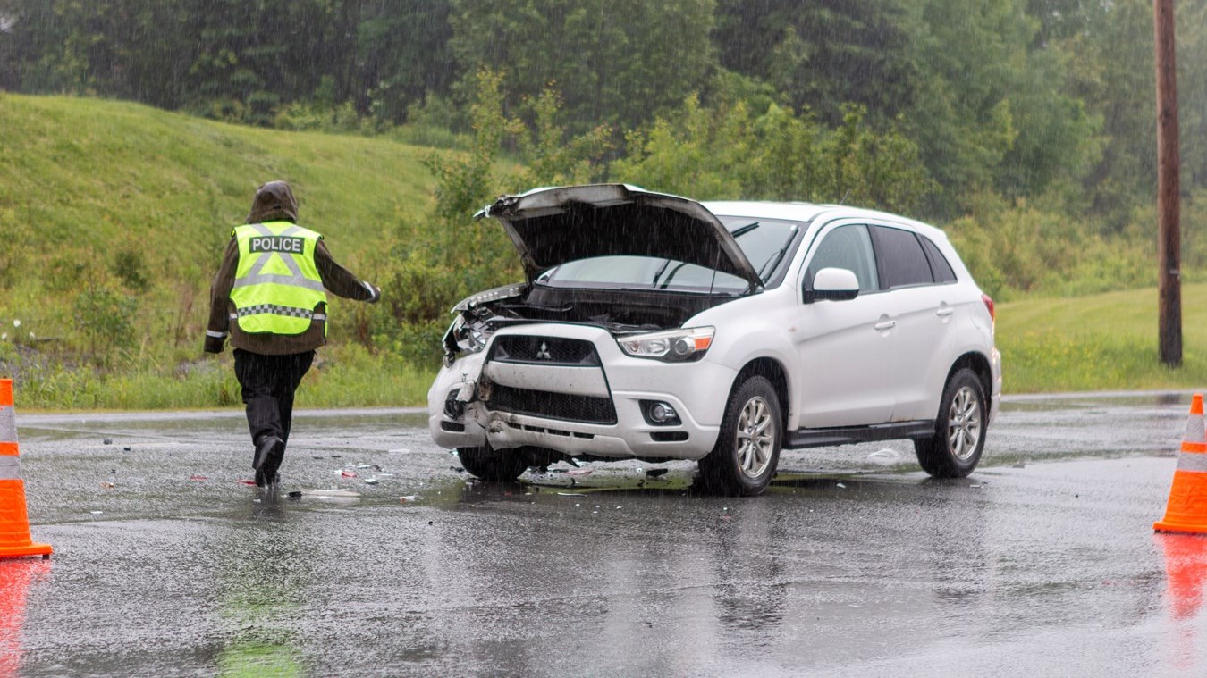 Collision entre deux voitures à Notre-Dame-des-Pins