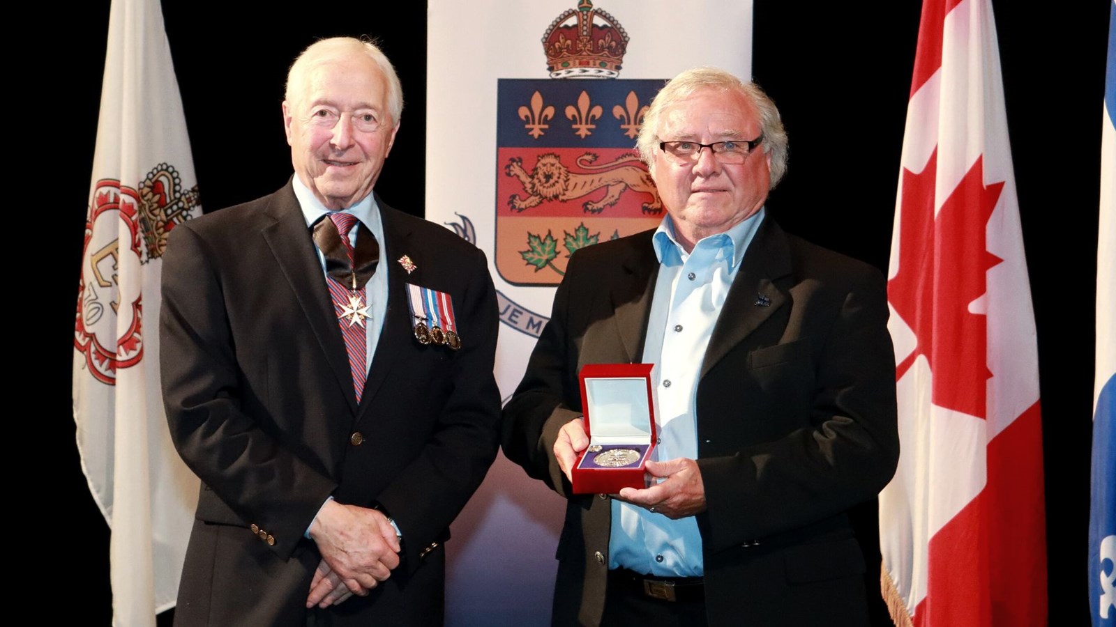 Michel Roy, de La Guadeloupe, a obtenu la médaille pour mérite exceptionnel.