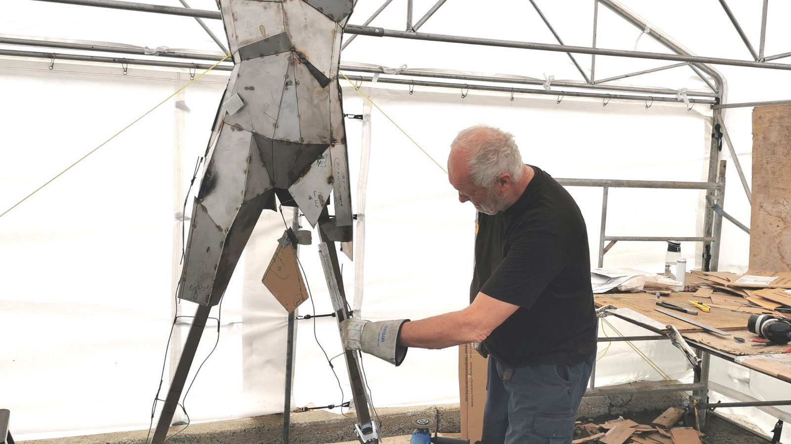 Le sculpteur Emmanuel De Decker en cinq réponses