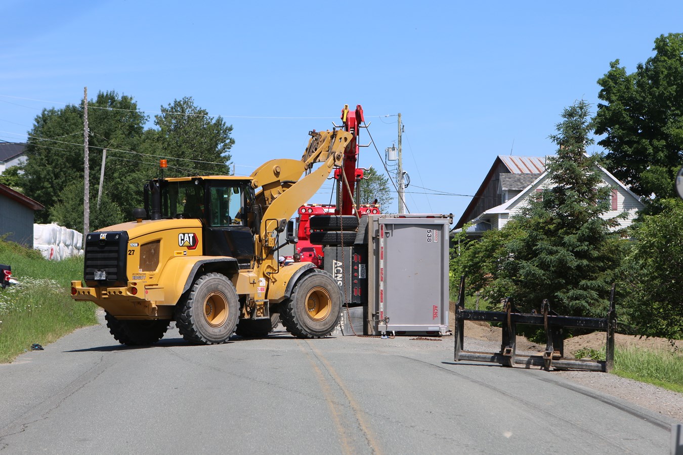 Un camion se renverse à Sainte-Marie