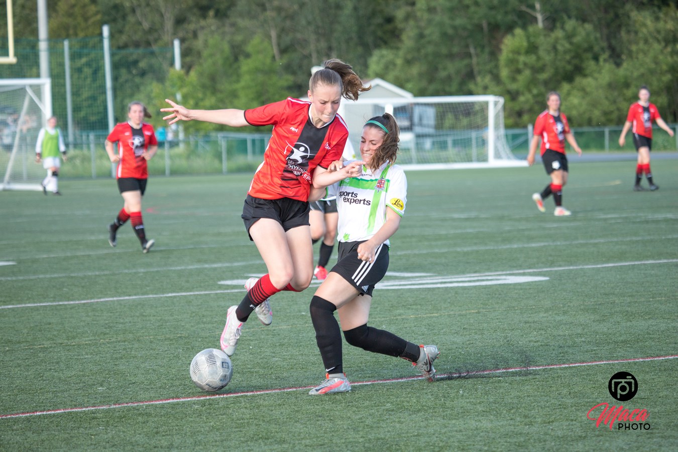 Une partie pour promouvoir le soccer féminin