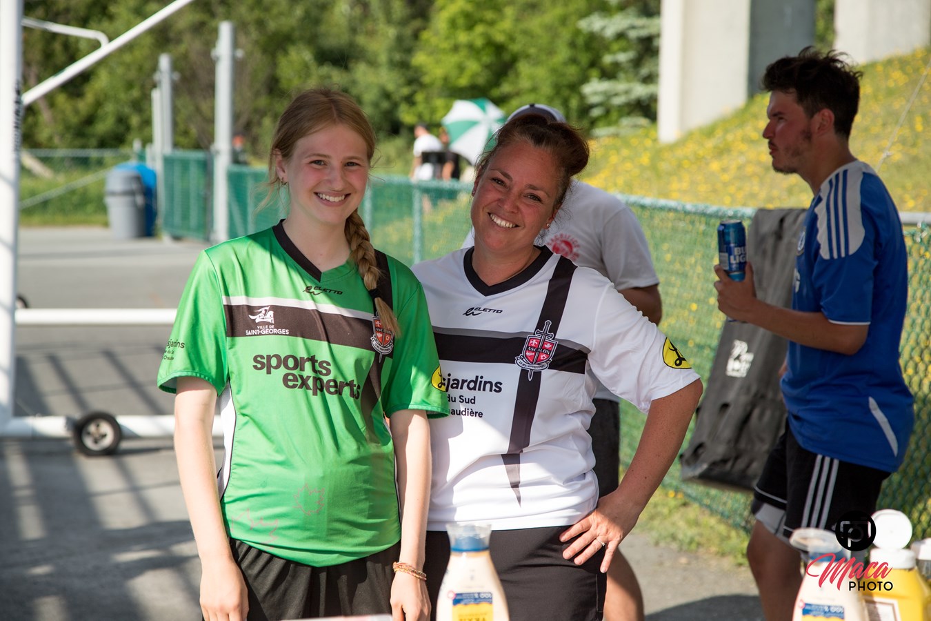 Une partie pour promouvoir le soccer féminin
