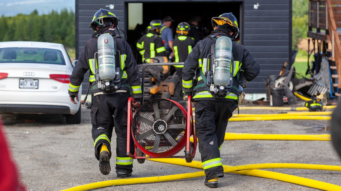 Un incendie dans un garage résidentiel de Saint-Séverin