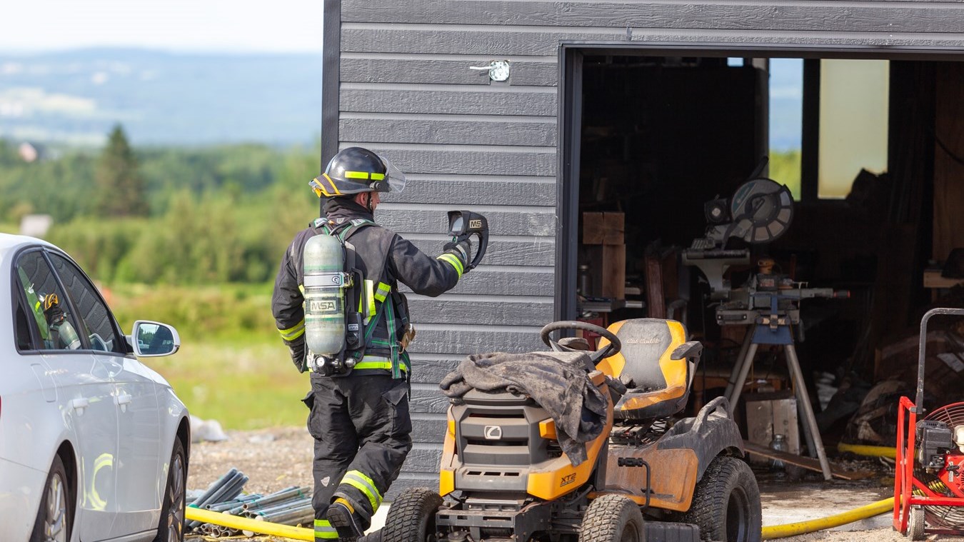 Un incendie dans un garage résidentiel de Saint-Séverin