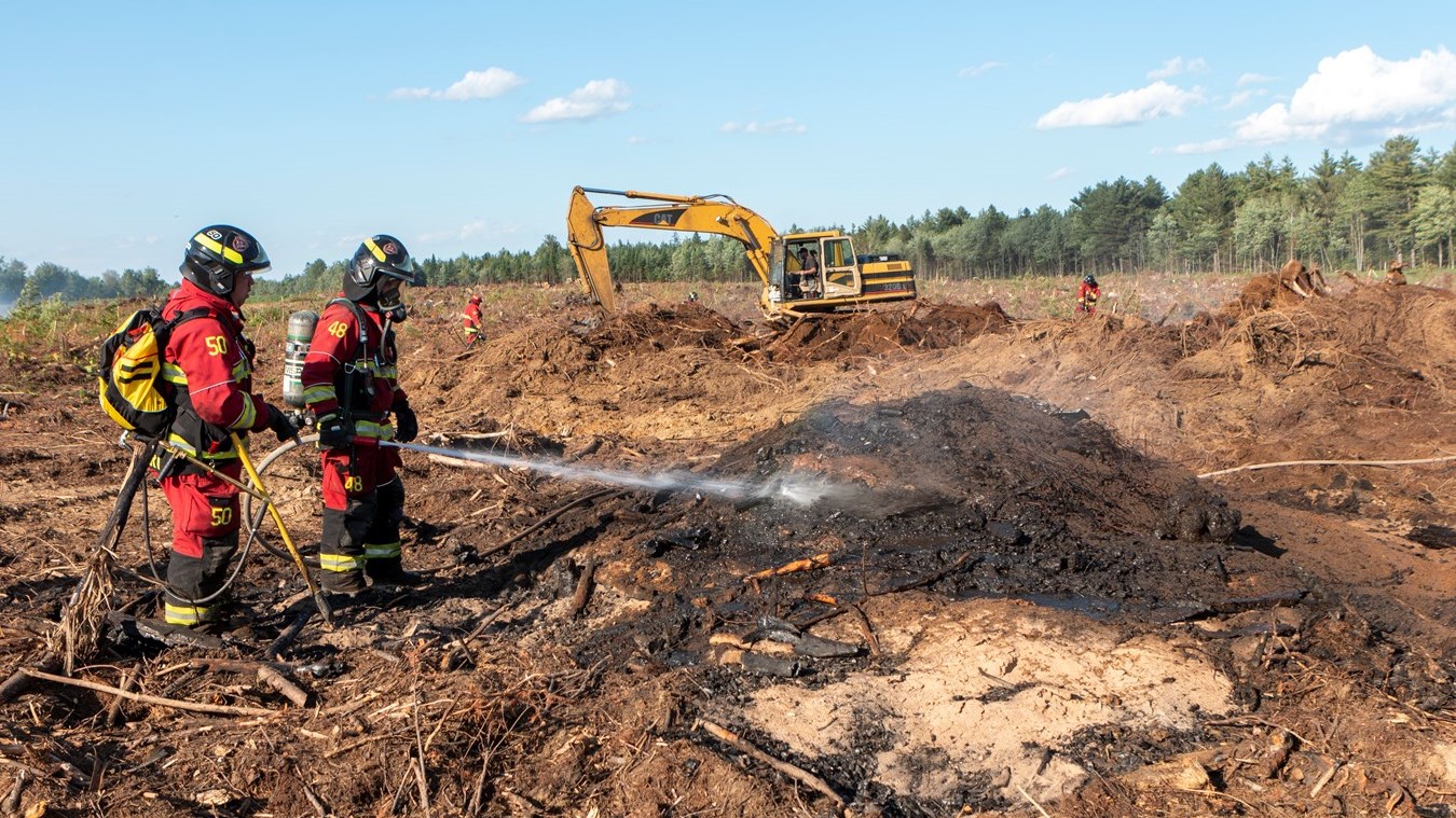 Feu de Broussaille Saint-Lambert-de-Lauzon