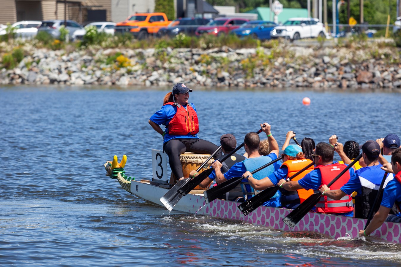 Près de 550 rameurs dans les bateaux-dragons à Saint-Georges