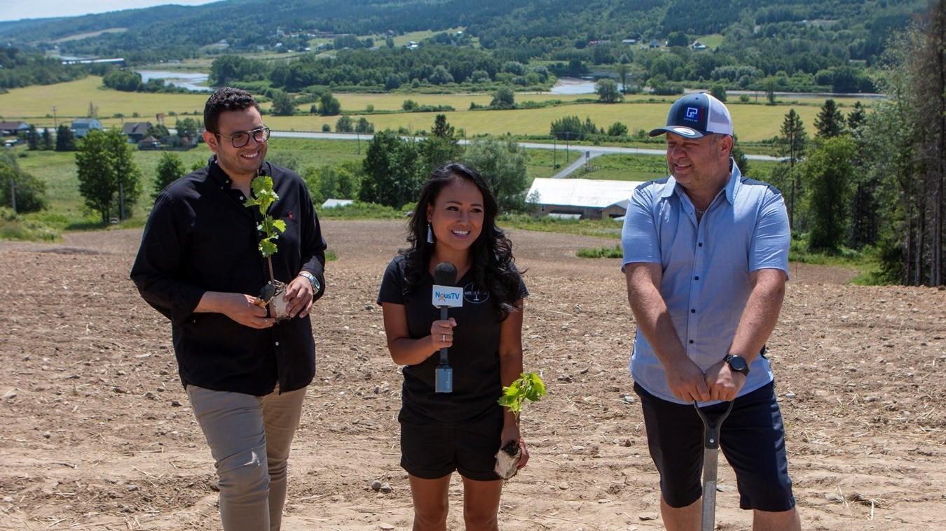 Le Domaine La Vieille Grange plante ses premières vignes 