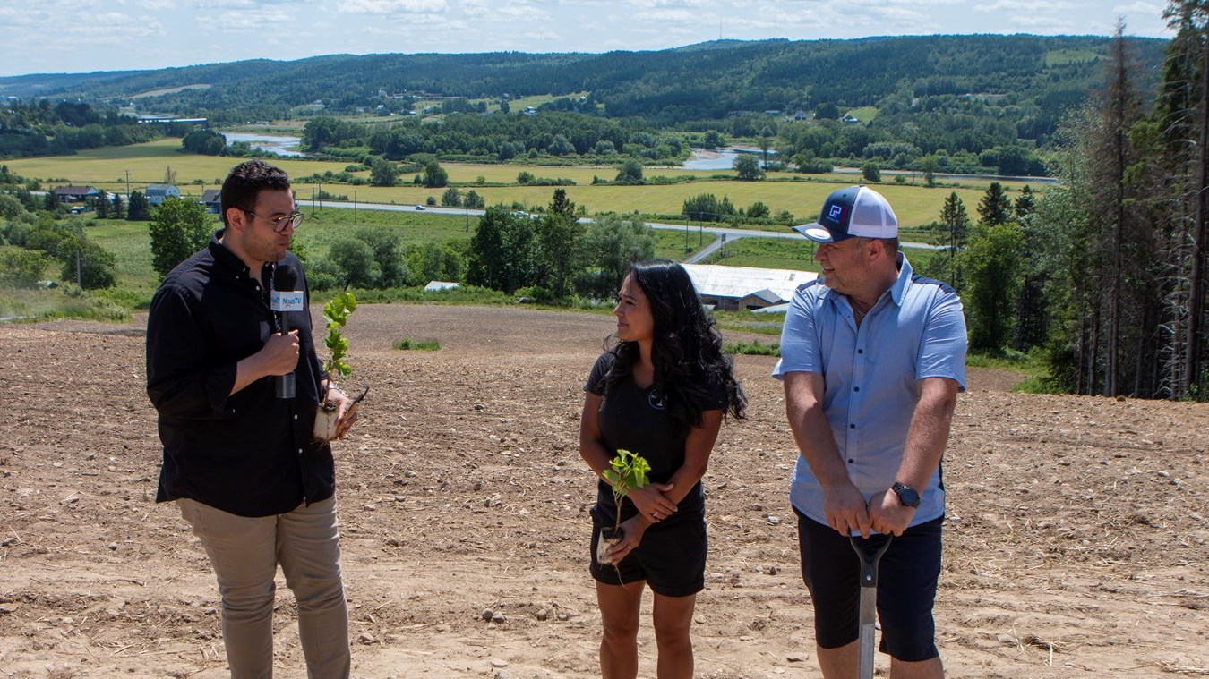 Le Domaine La Vieille Grange plante ses premières vignes 