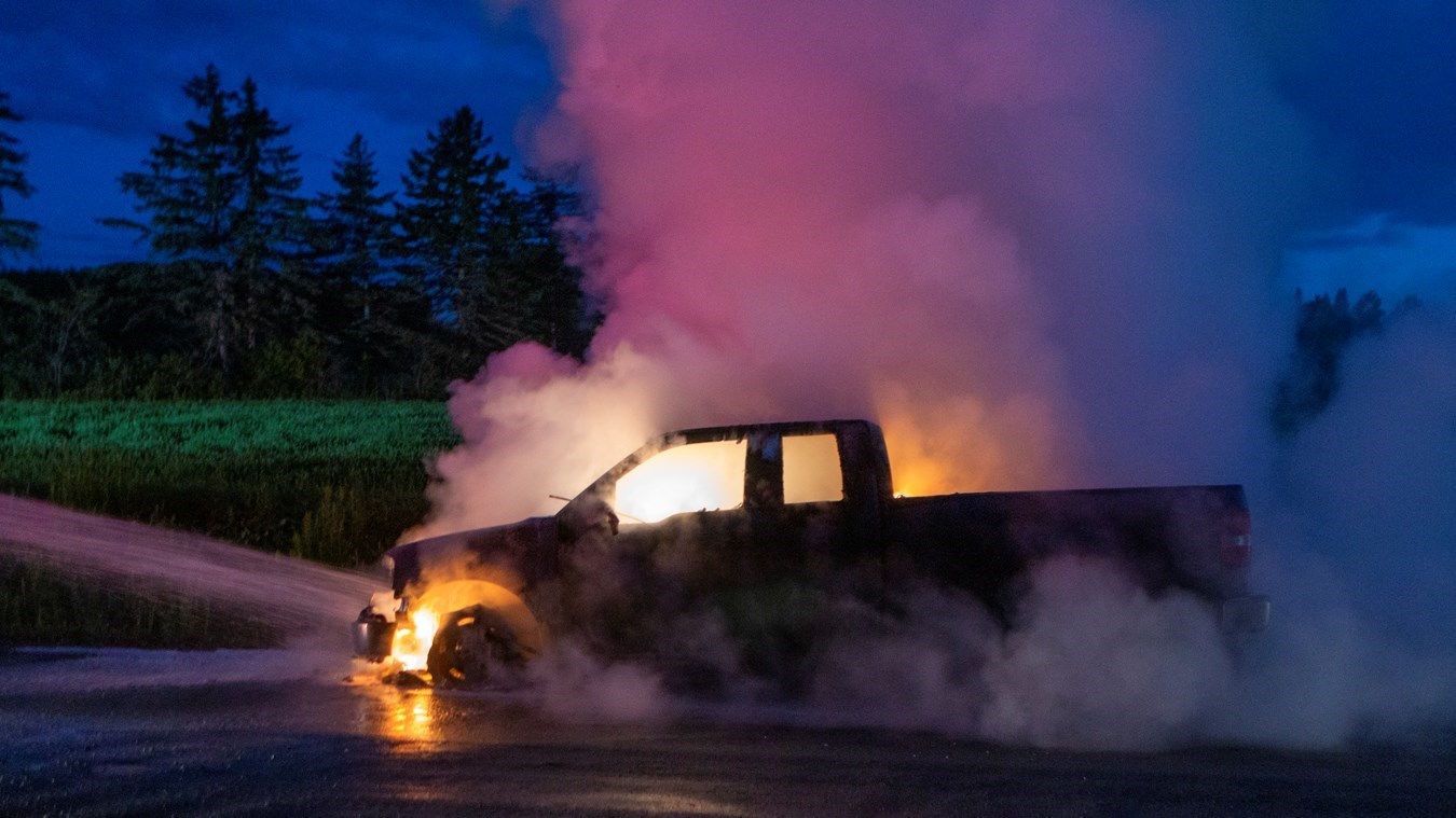 Un véhicule prend feu à Saint-Côme-Linière