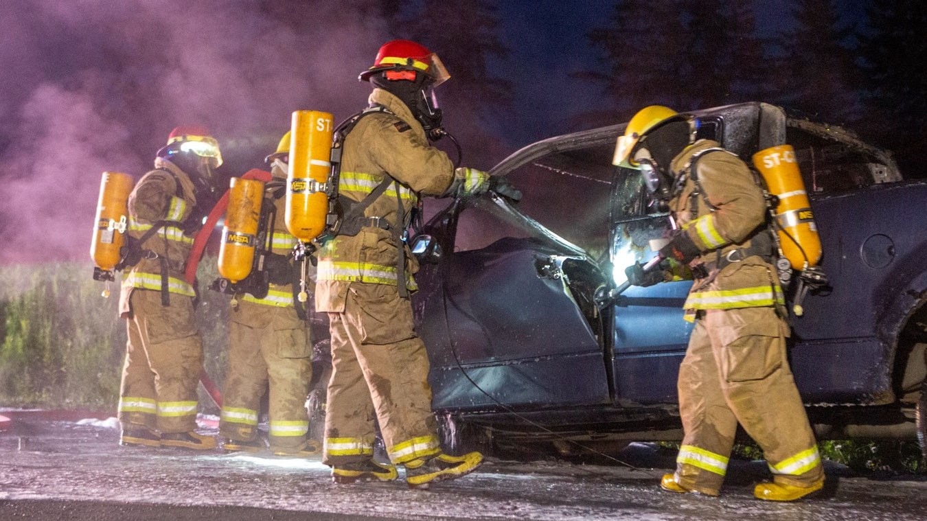 Un véhicule prend feu à Saint-Côme-Linière