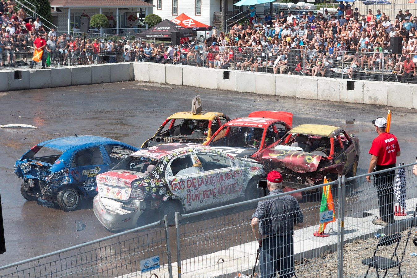 Une belle réussite pour le retour du Festi-Démol de Saint-Victor