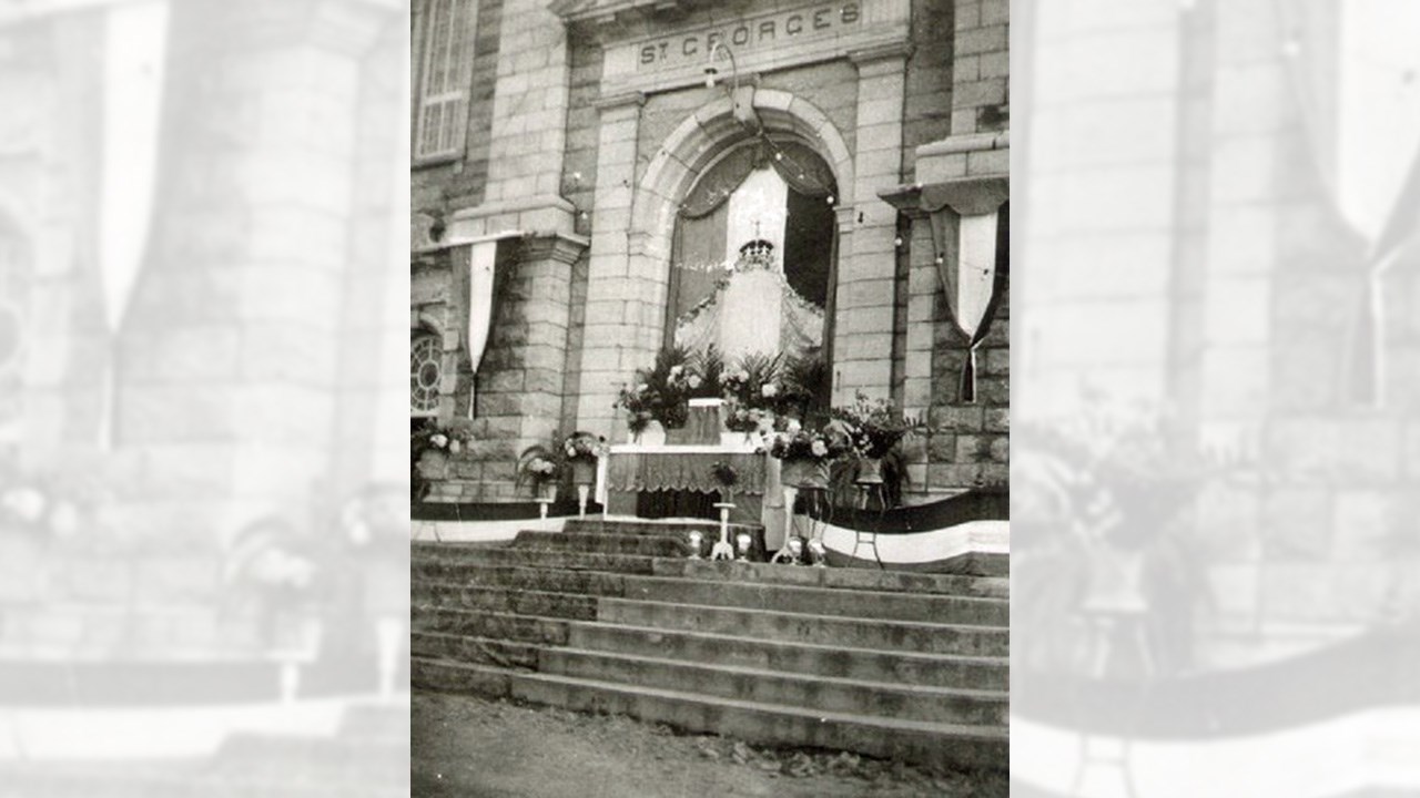 Les processions religieuses de la Fête-Dieu d'autrefois