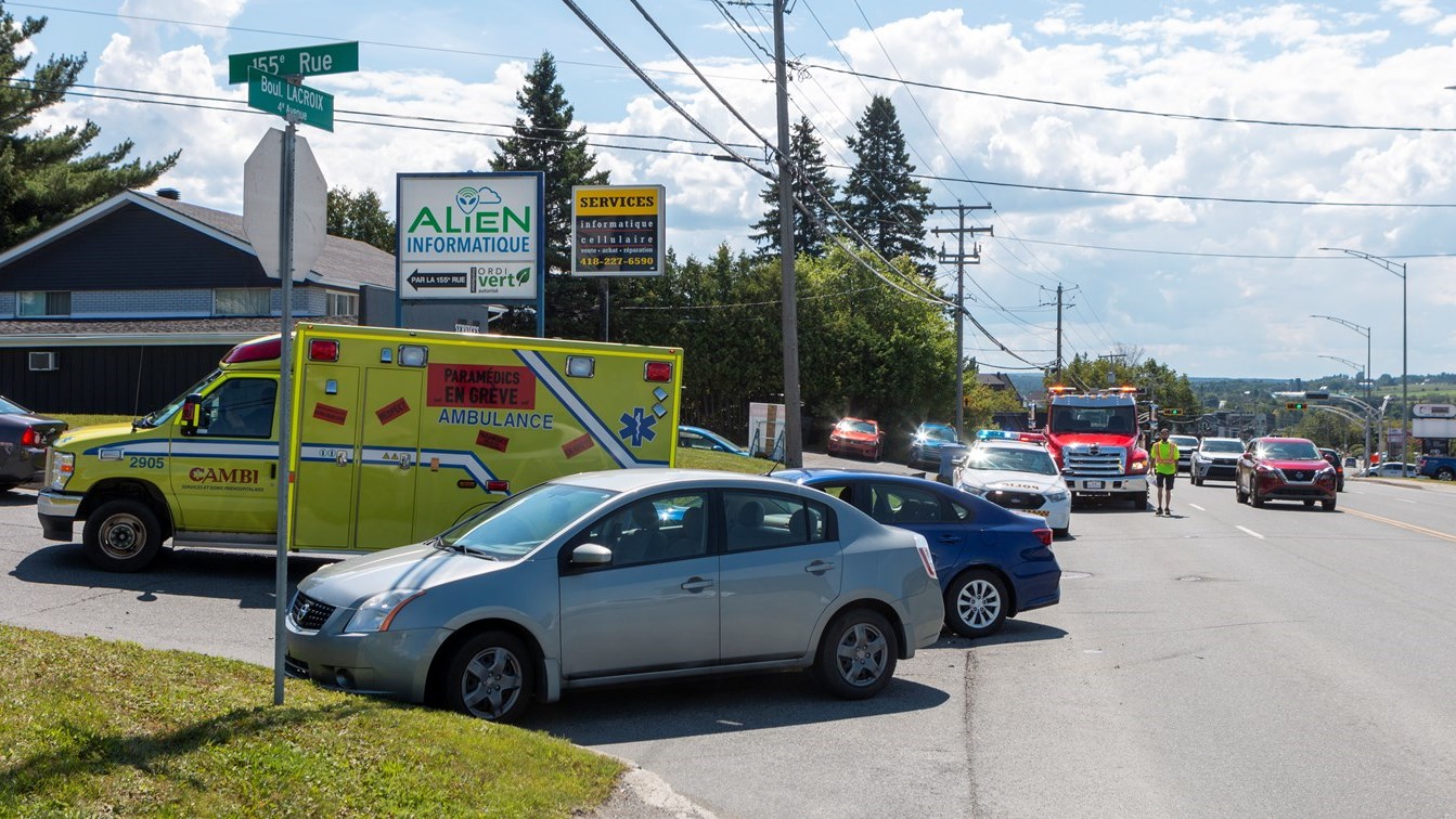 Collision sur le boulevard Lacroix à Saint-Georges