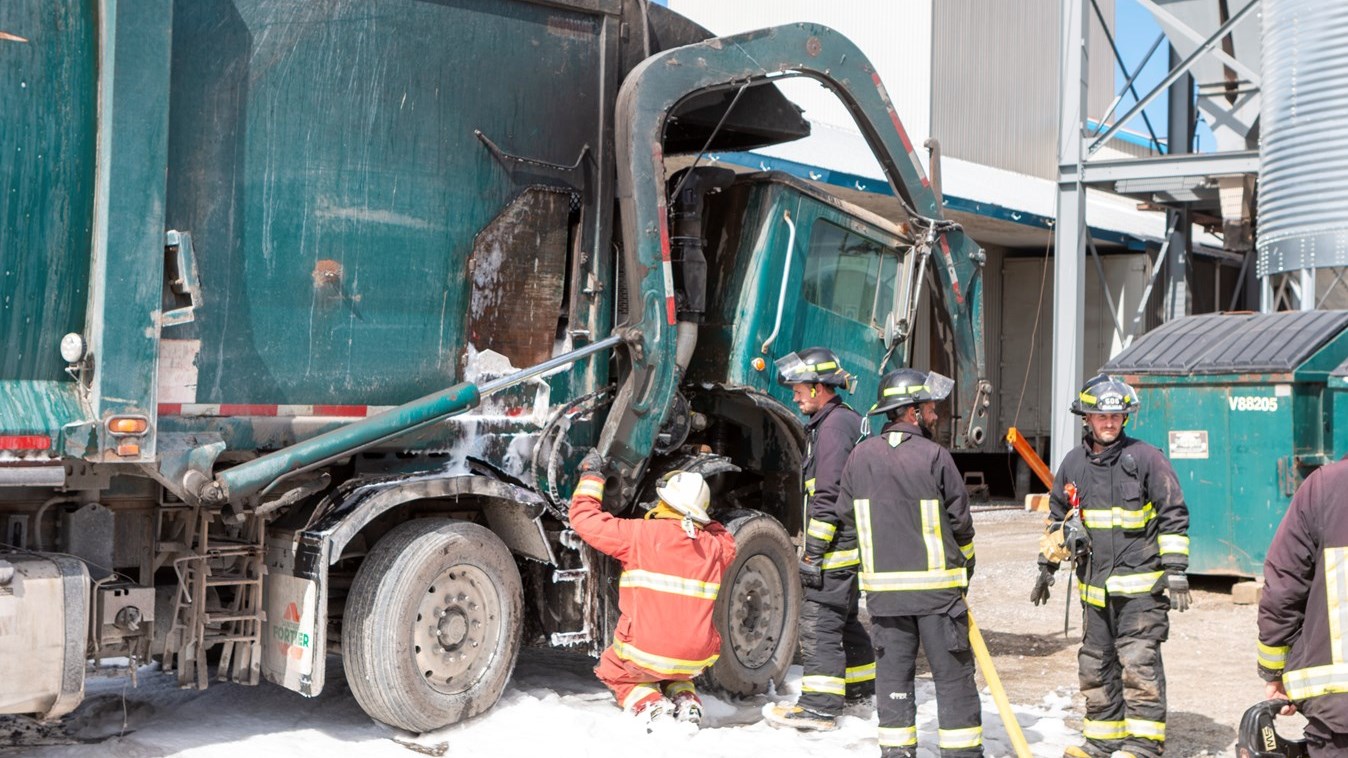 Saint-Frédéric: début d'incendie dans un camion à ordures