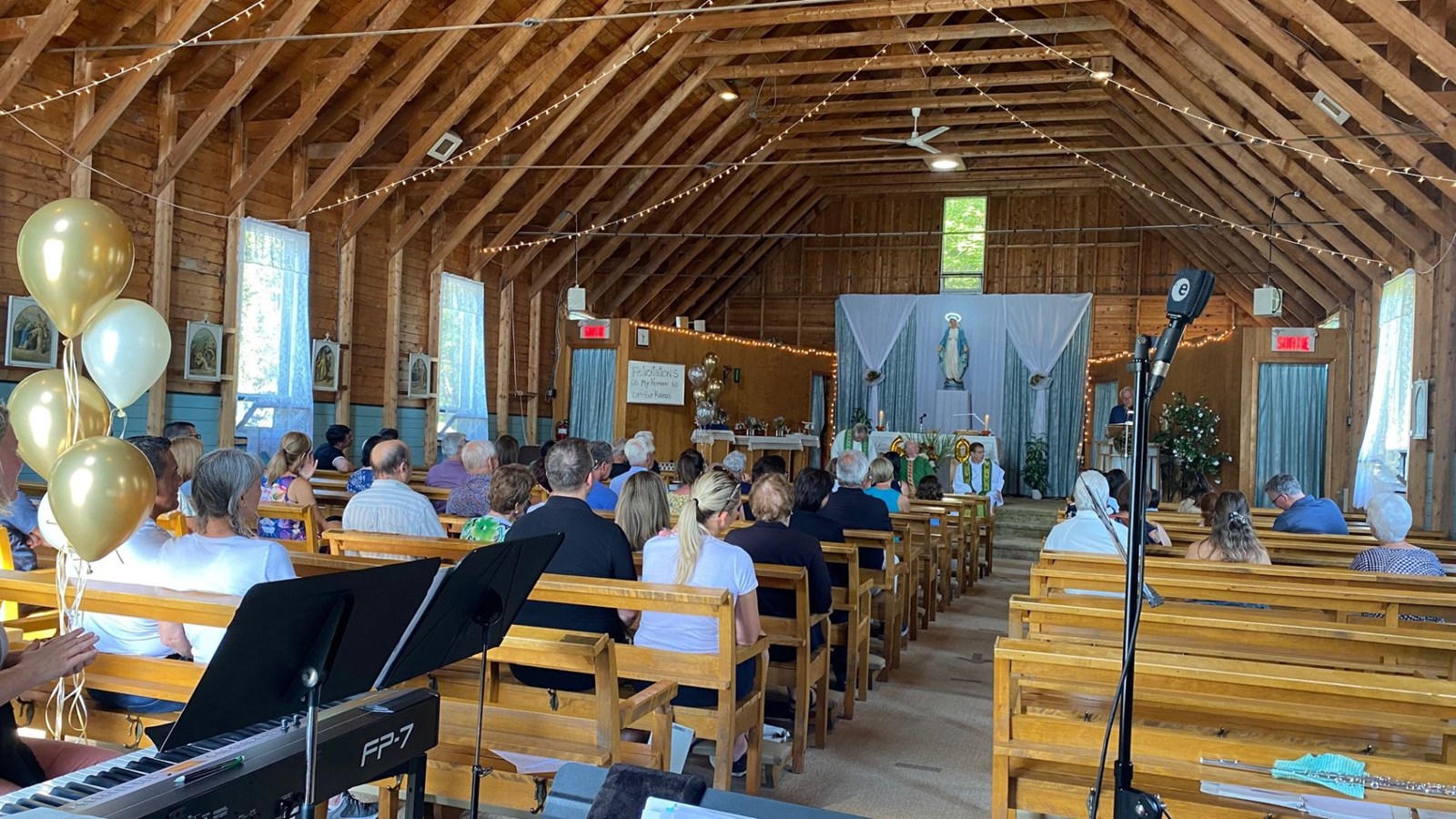Une belle fête pour souligner les 60 ans de prêtrise de Mgr Hermann Giguère