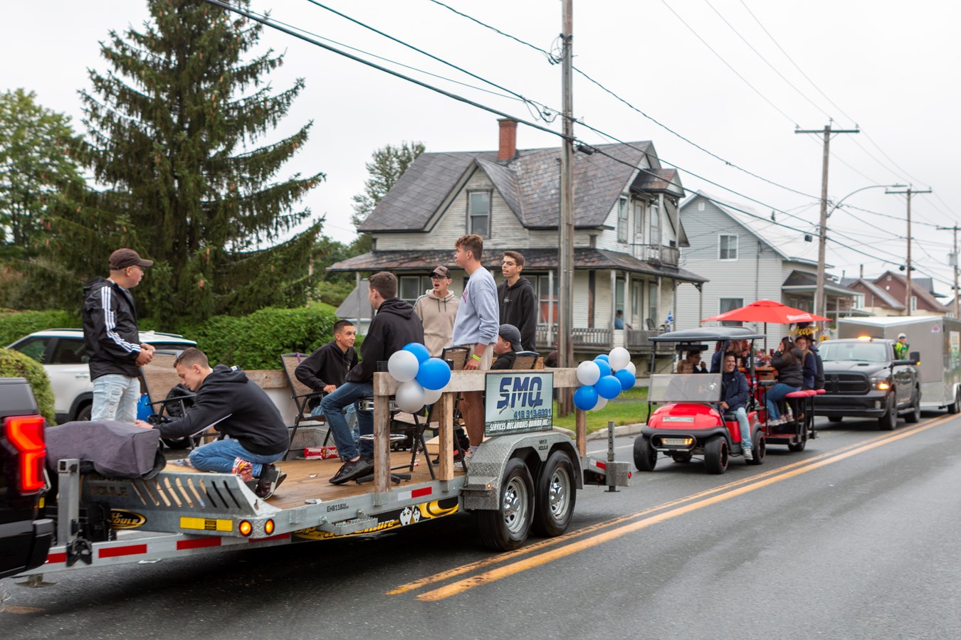 La parade des Grands feux de Saint-Honoré en images