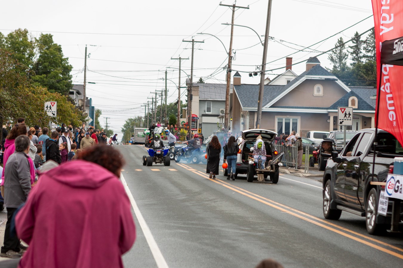 La parade des Grands feux de Saint-Honoré en images