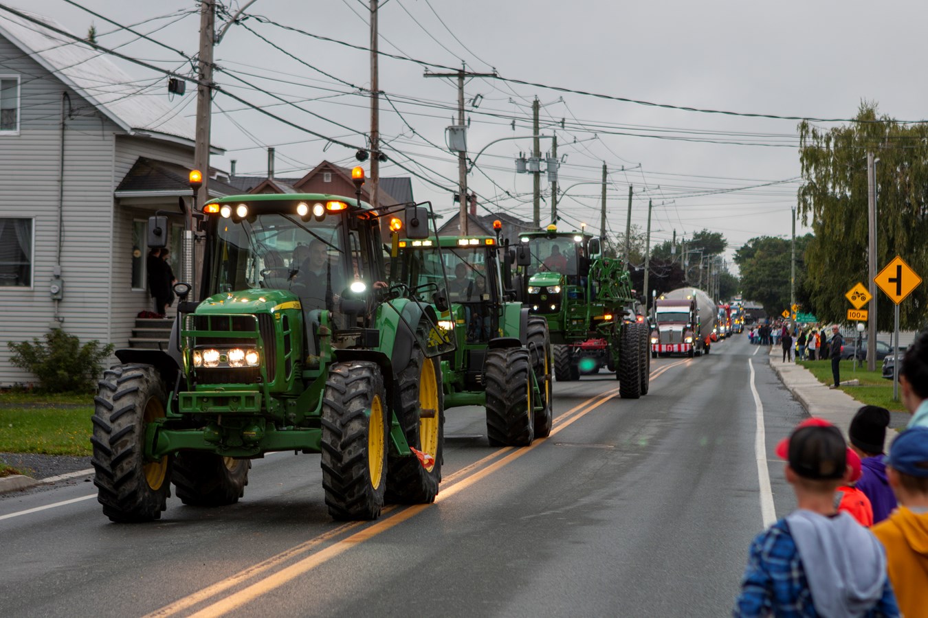La parade des Grands feux de Saint-Honoré en images