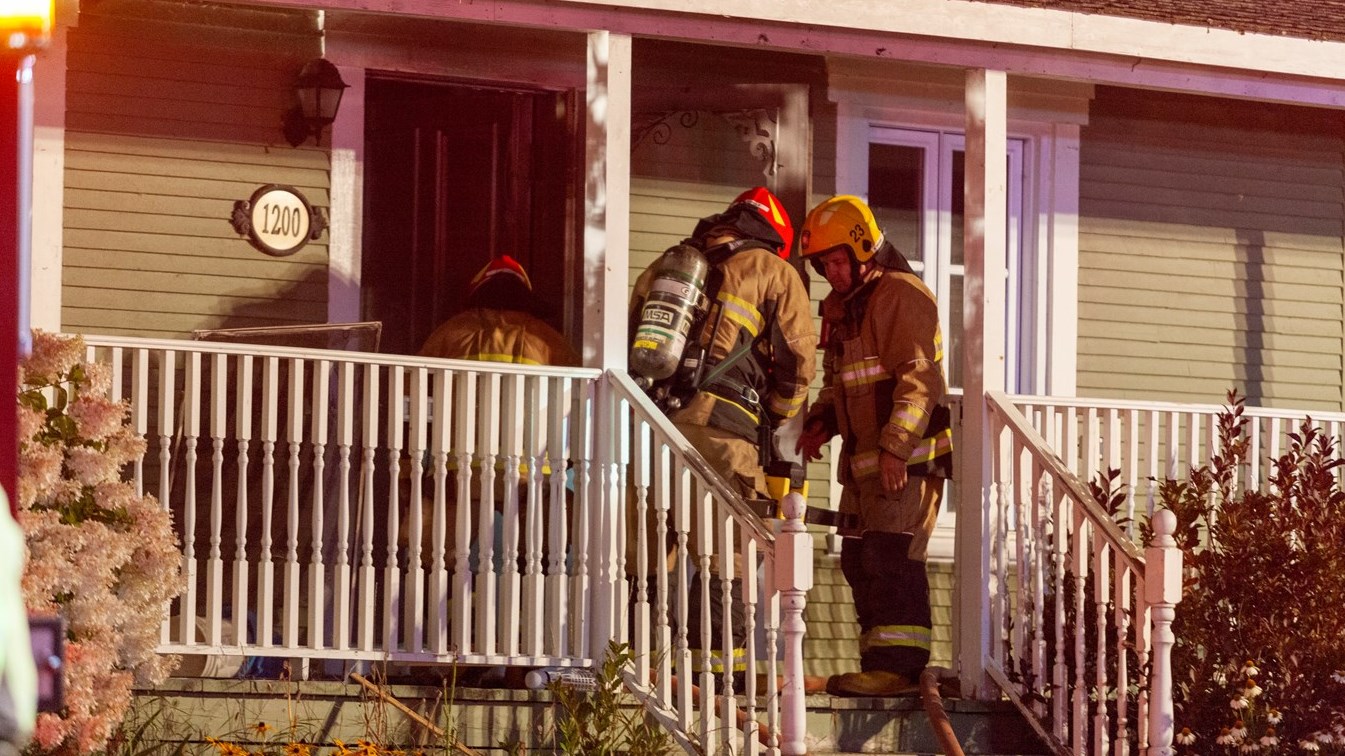 Un incendie fait d'importants dégâts dans une résidence de Sainte-Marie