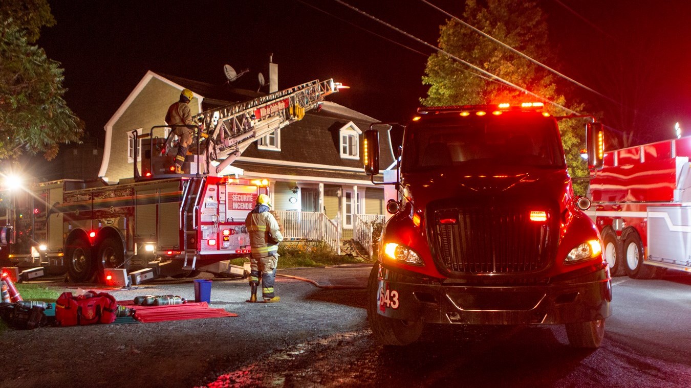 Un incendie fait d'importants dégâts dans une résidence de Sainte-Marie