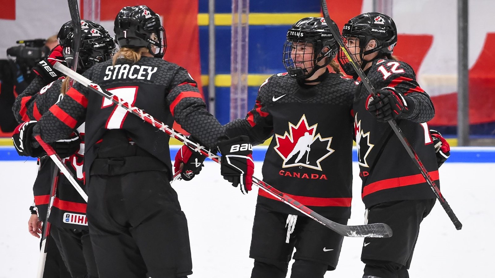 Deux buts de Marie-Philip Poulin: le Canada atteint la finale