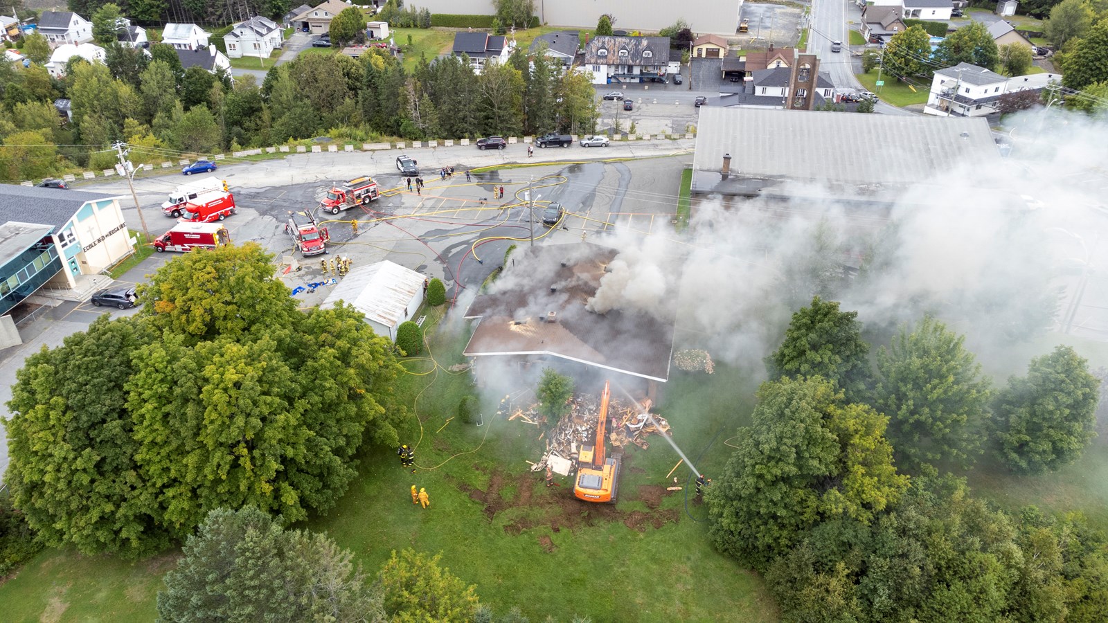 Le presbytère de Saint-Benoit-Labre détruit par les flammes