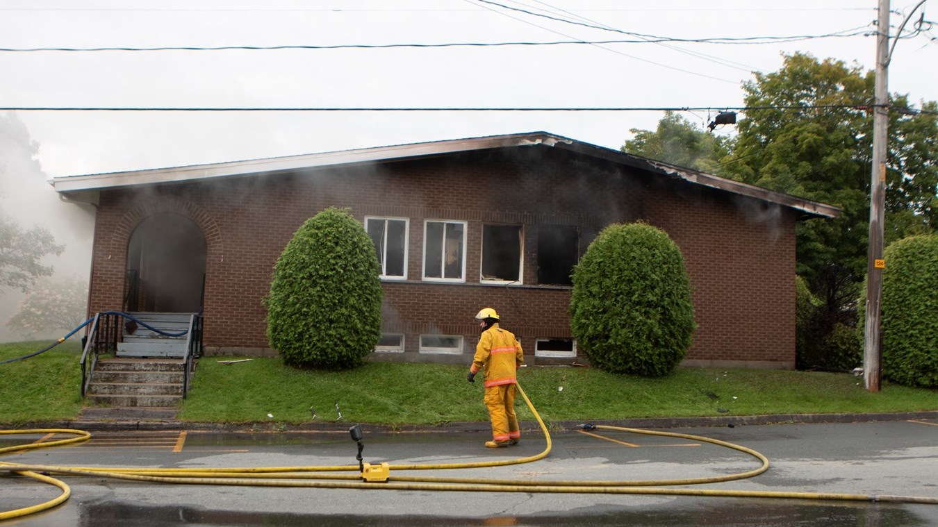 Le presbytère de Saint-Benoit-Labre détruit par les flammes