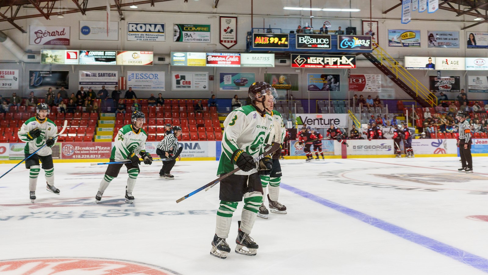 Hockey: les Condors étaient en feu pour l'ouverture de la saison