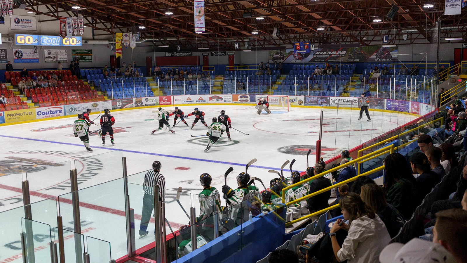 Hockey: les Condors étaient en feu pour l'ouverture de la saison