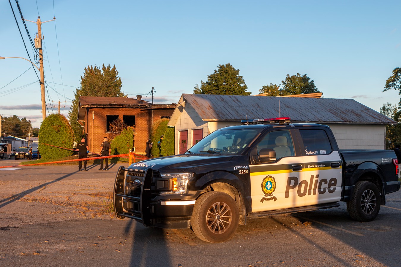Incendie du presbytère de Saint-Benoit: l'enquête se poursuit