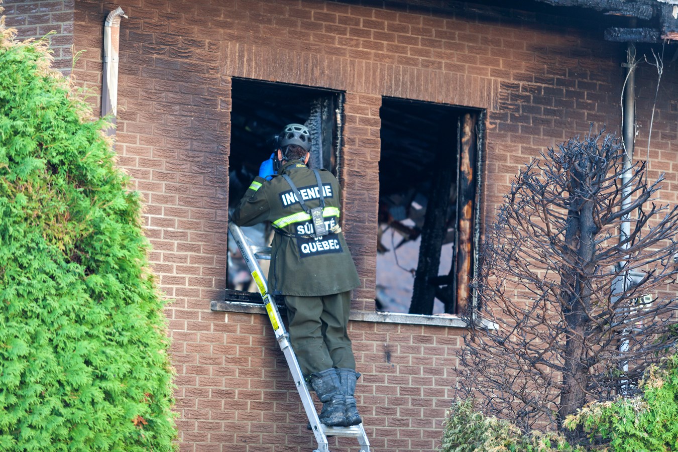 Incendie du presbytère de Saint-Benoit: l'enquête se poursuit