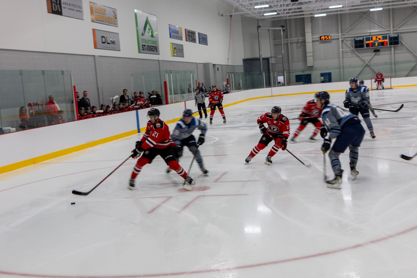 Un premier match au Centre Frameco de Saint-Joseph-de-Beauce