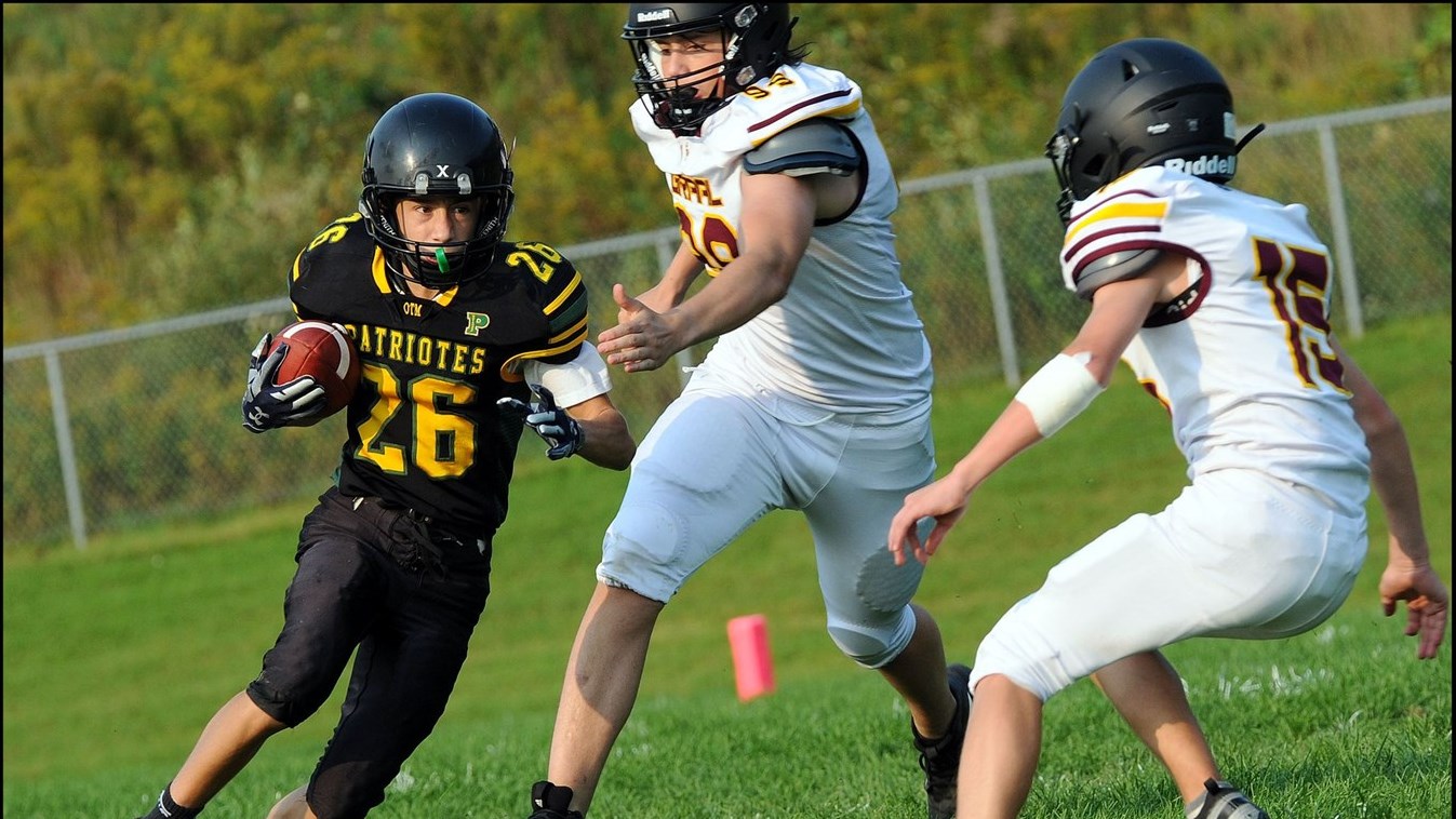 # 26 Mavrick Patry, football cadet vs Graal