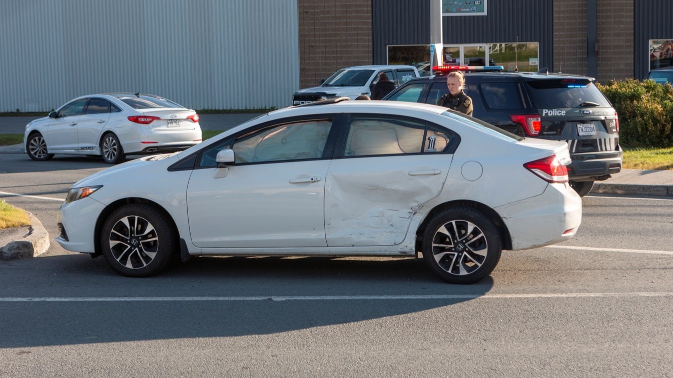 Accident 2e Avenue & boulevard Lacroix