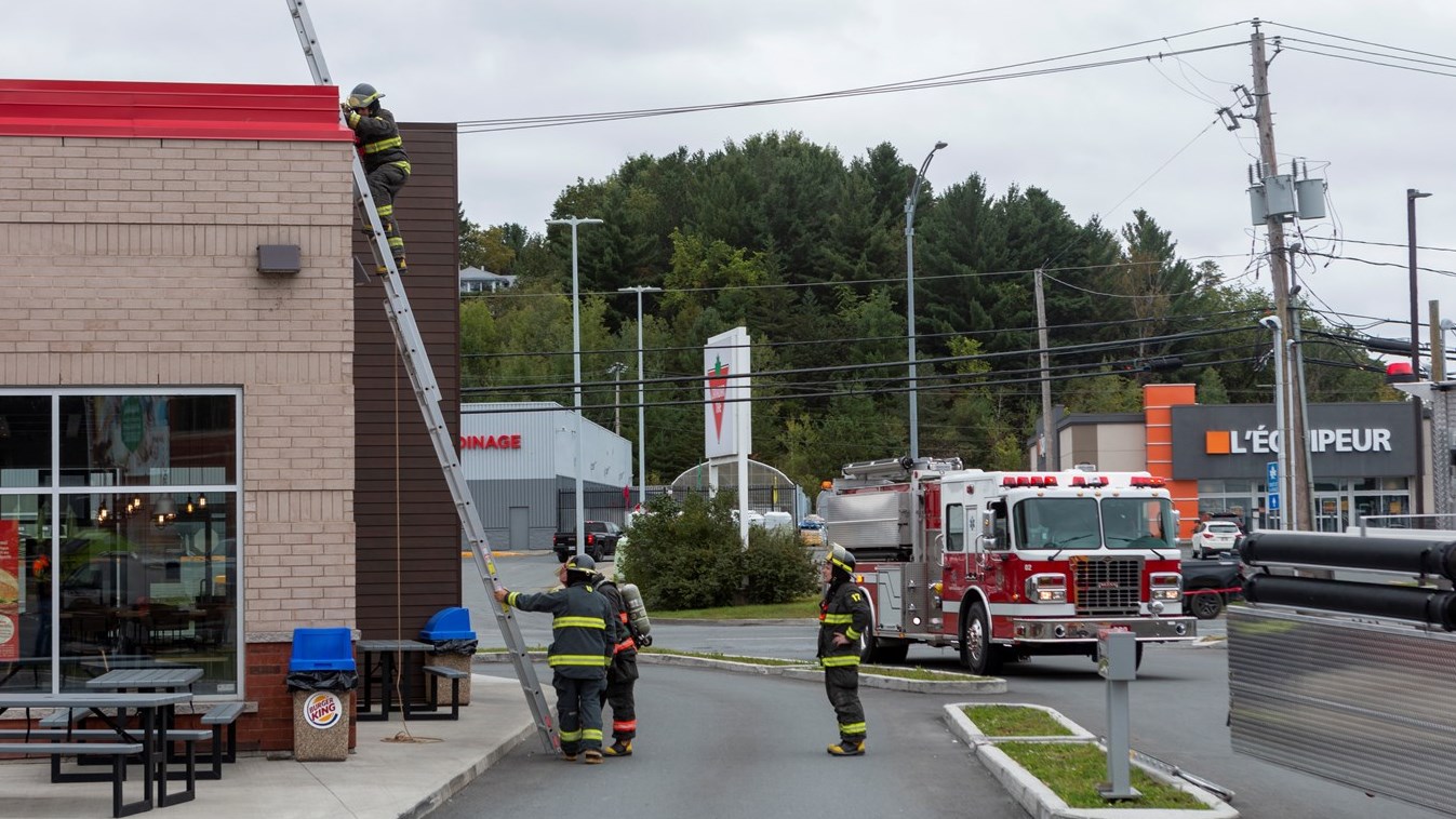 Intervention des pompiers au resto Burger King