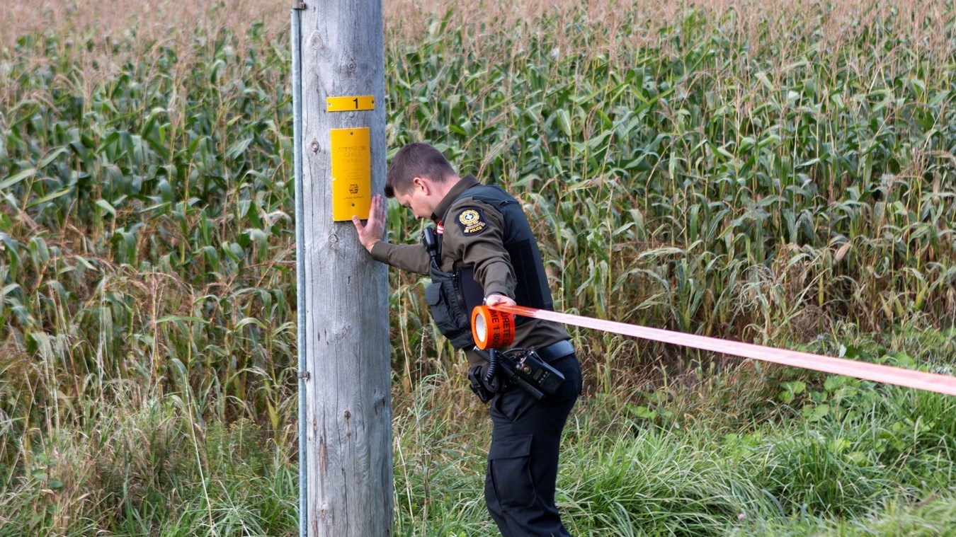 Un corps a été retrouvé à l'intérieur d'un véhicule incendié à Saint-Bernard