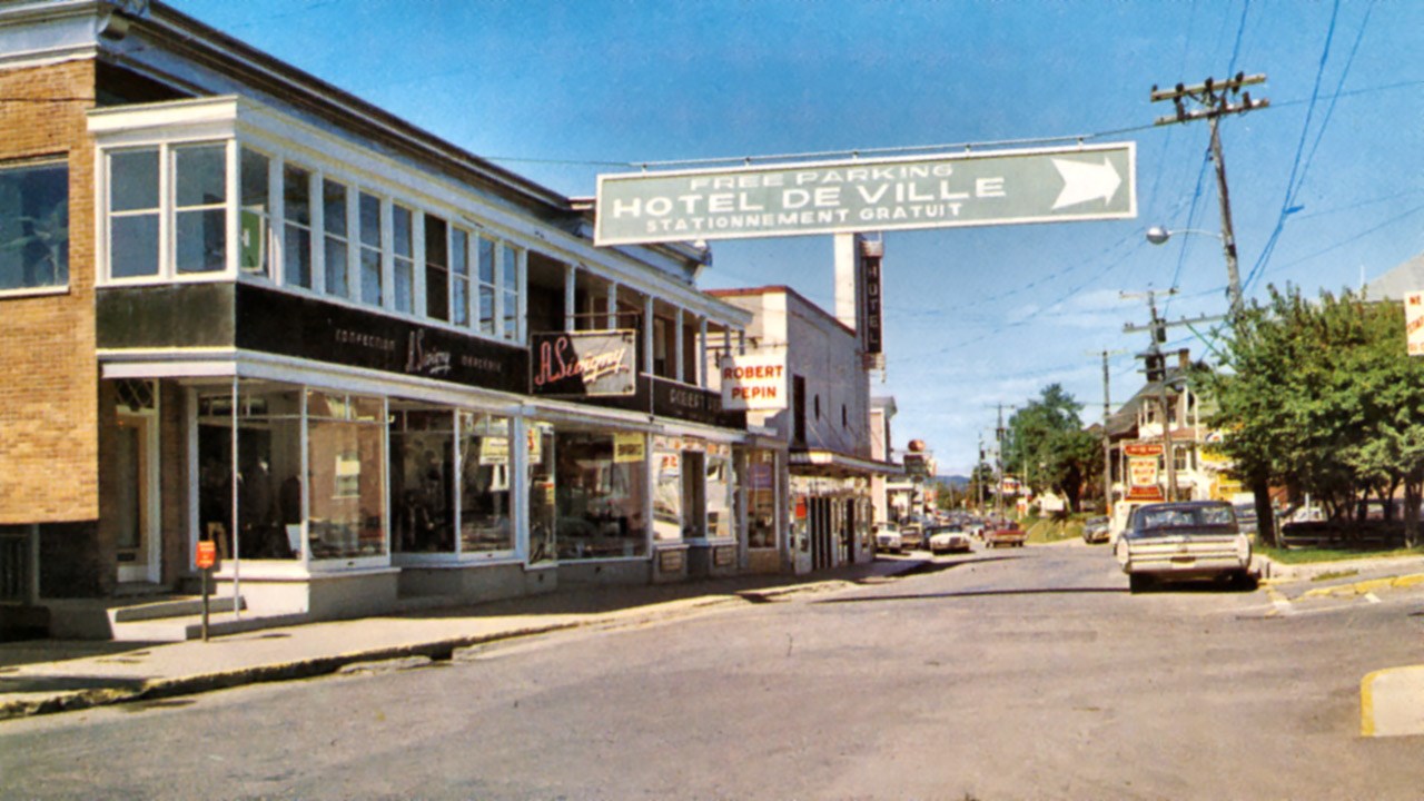 Le fameux hôtel Hermandi d'autrefois sur la 2e Avenue