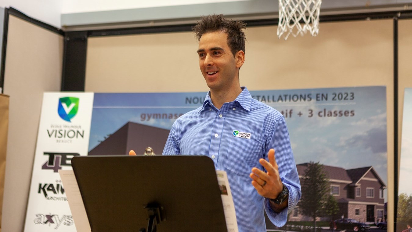 Mikel Bégin, enseignant en charge de l’éducation physique à l’École Vision Beauce