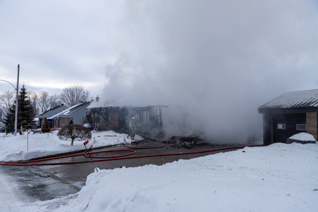 Une résidence détruite par un incendie à Sainte-Marguerite