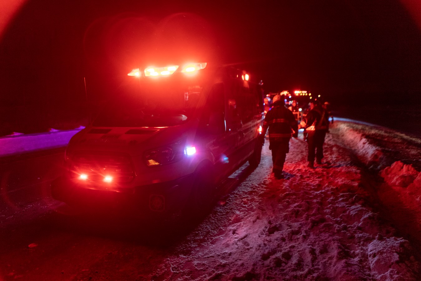 Un incendie de motoneige et une sortie de route cette fin de semaine