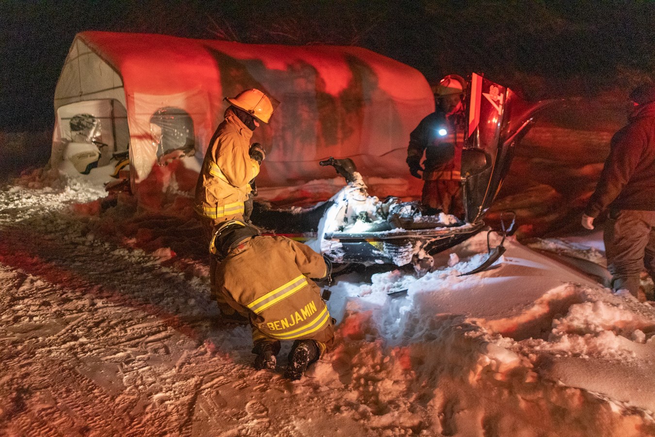 Un incendie de motoneige et une sortie de route cette fin de semaine