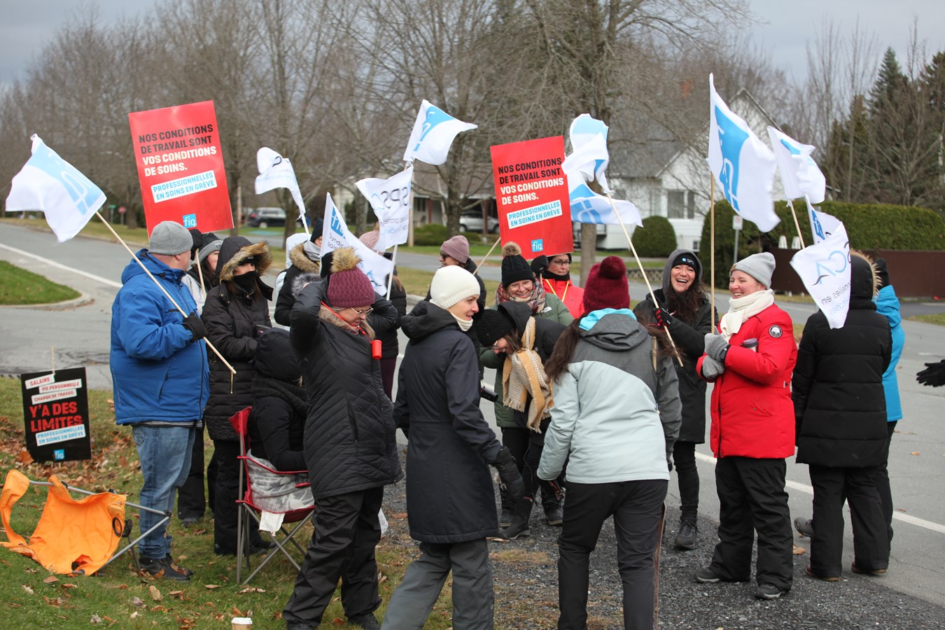 Les syndicats du personnel de santé ont entamé leur 48h de grève