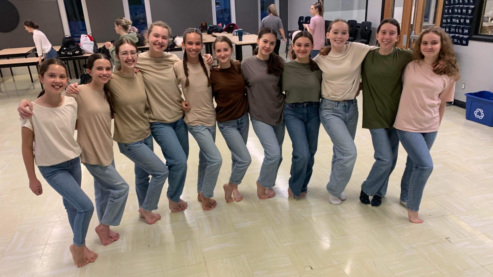Emmy Bégin, Leila Boutin, Anastasia Enkirche, Megan Fecteau, Maria Faucher, Coralie Maheux, Jade Mercier, Jade-Ellie Pomerleau Poulin, Sarah-Ève Poulin, Sophia Poulin et Chloé Racette